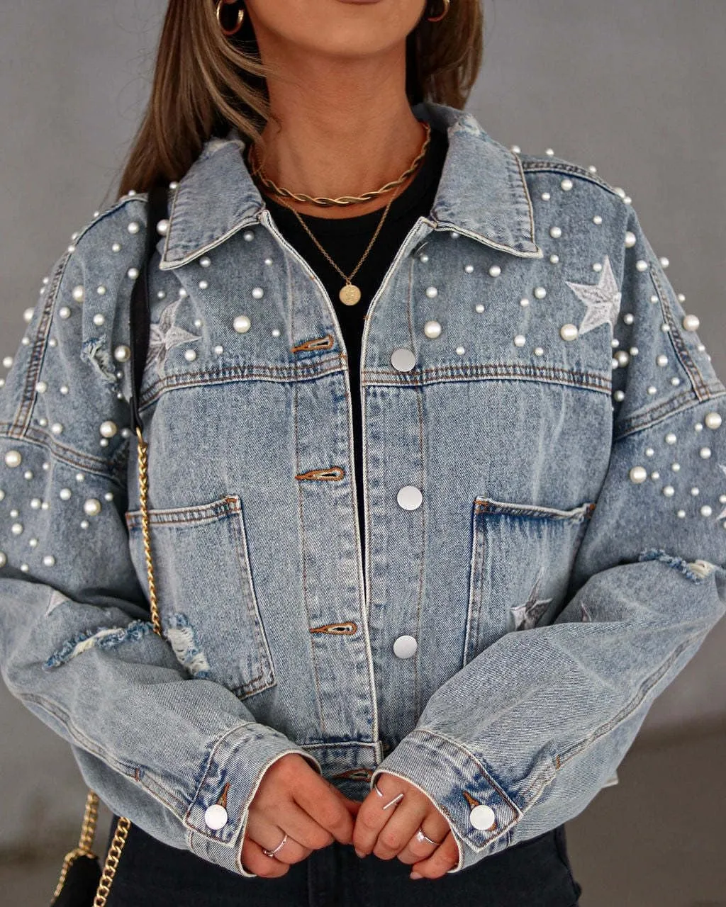 chouyatou Women's Fall Distressed Oversized Denim Jacket Embroidered Pearls Star Short Jean Jacket