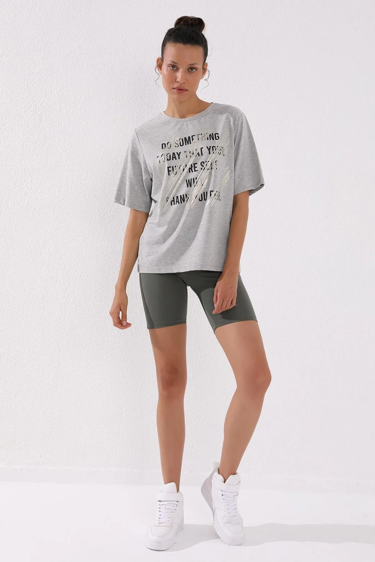 deforme yazi baskili o yaka kadin oversize t-shirt - 97133
