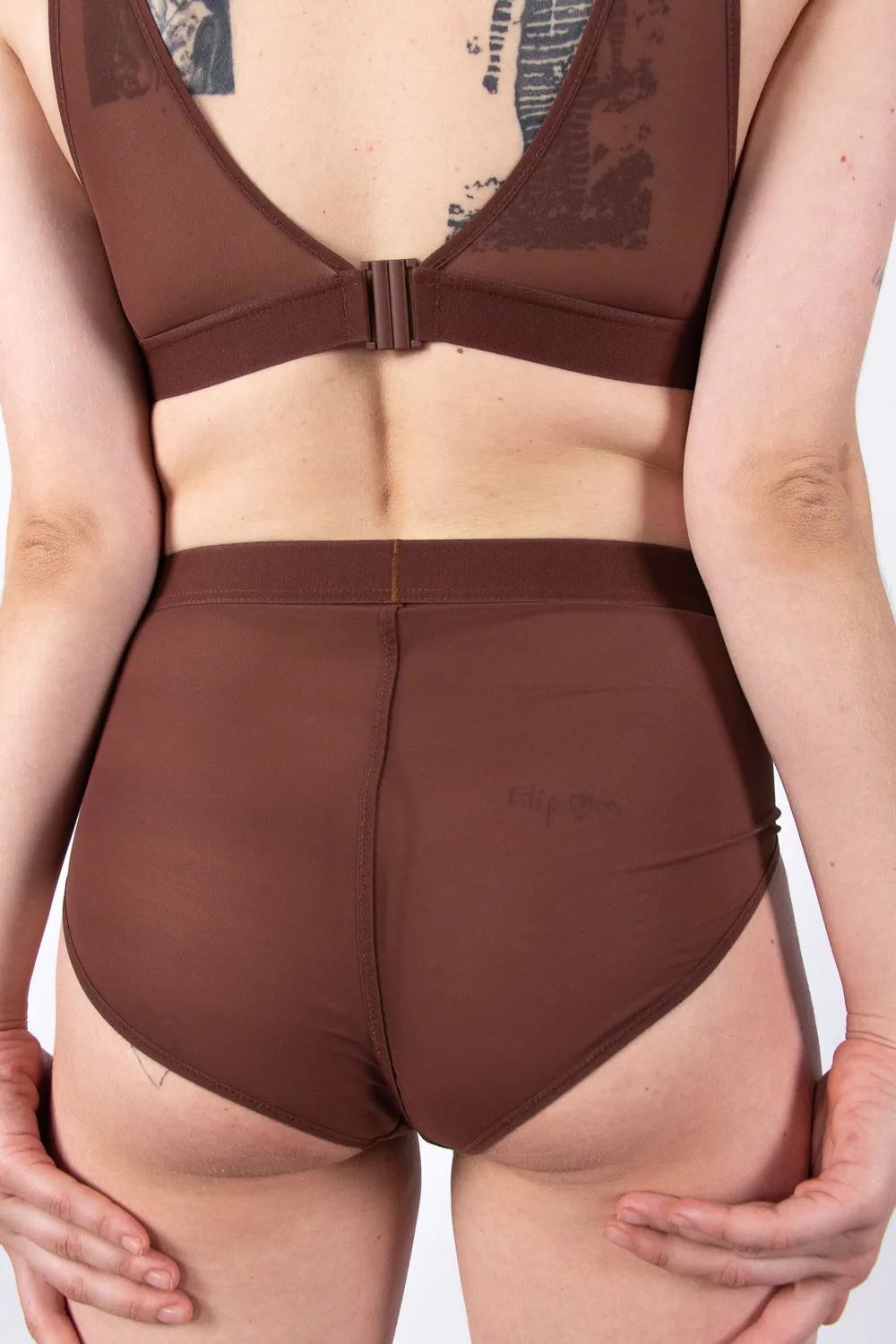 GIRLFRIEND - soft tulle - chocolate