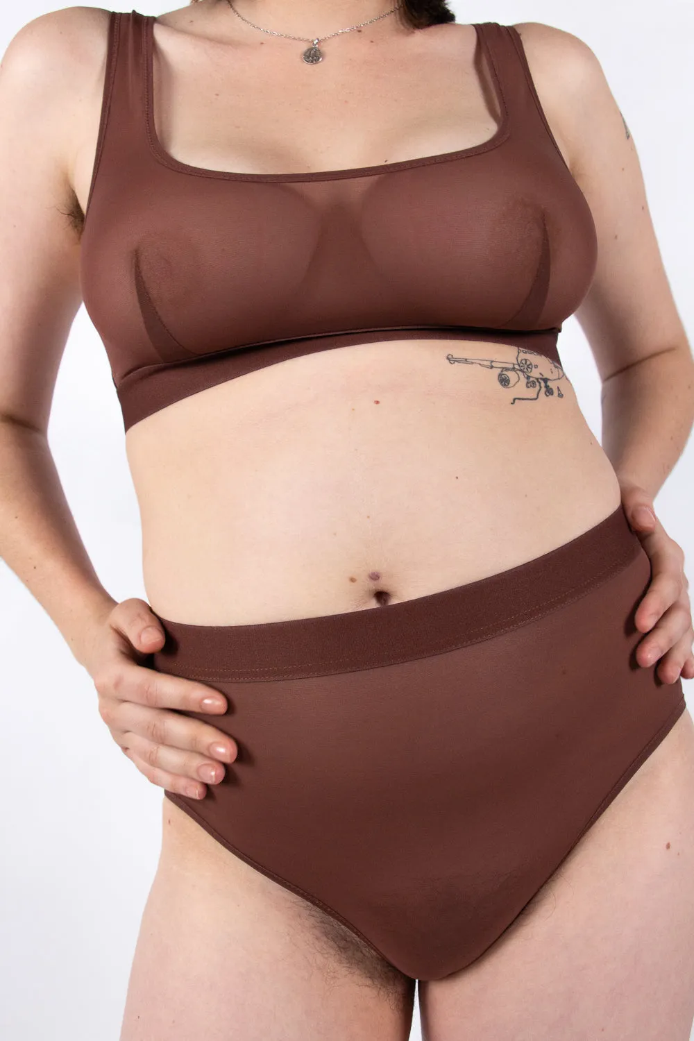 GIRLFRIEND - soft tulle - chocolate