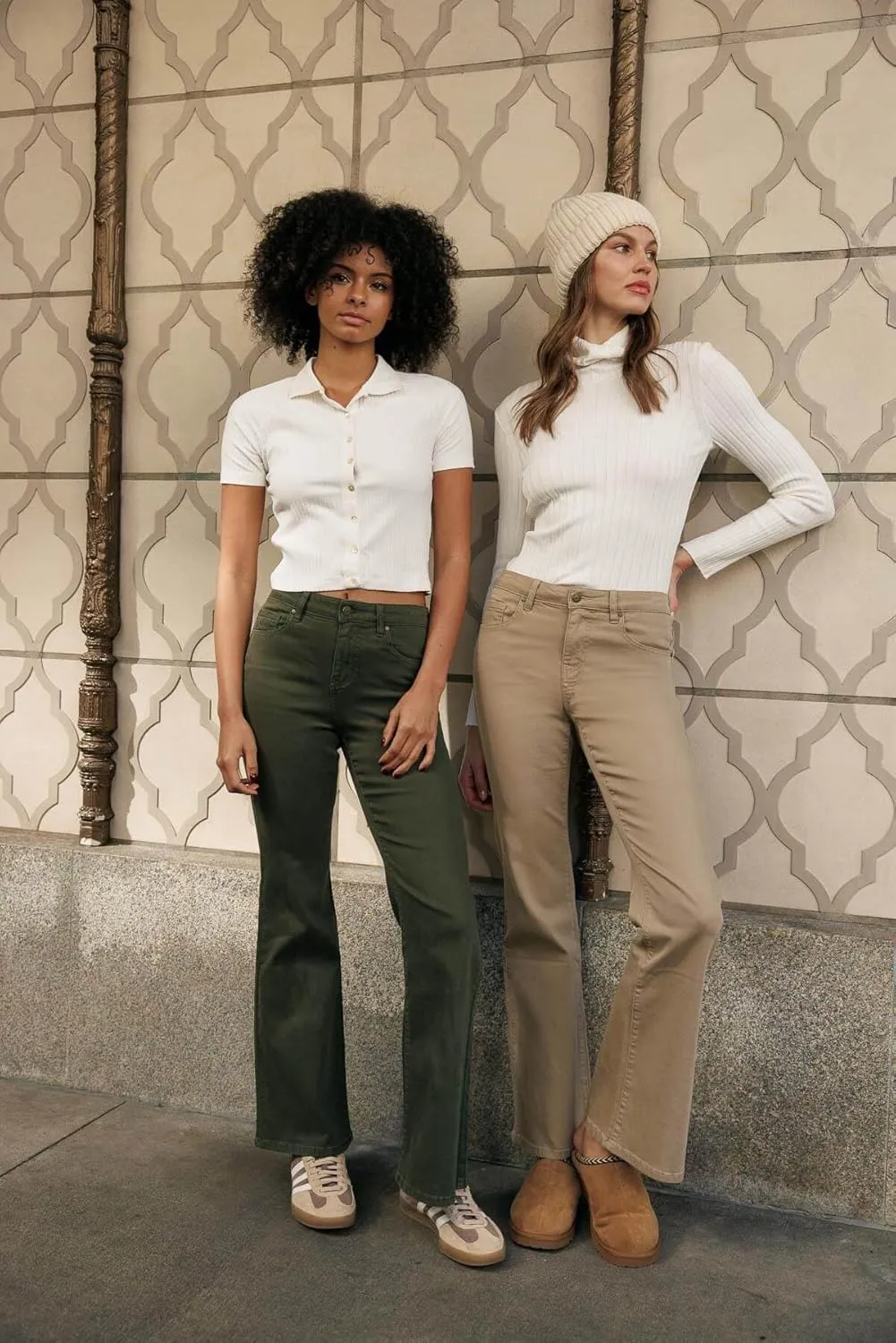 KHAKI & BLUE Women's The Everyday Garment-Dyed Flare Jeans  Soft Stretchy High Rise Comfy Casual Pants