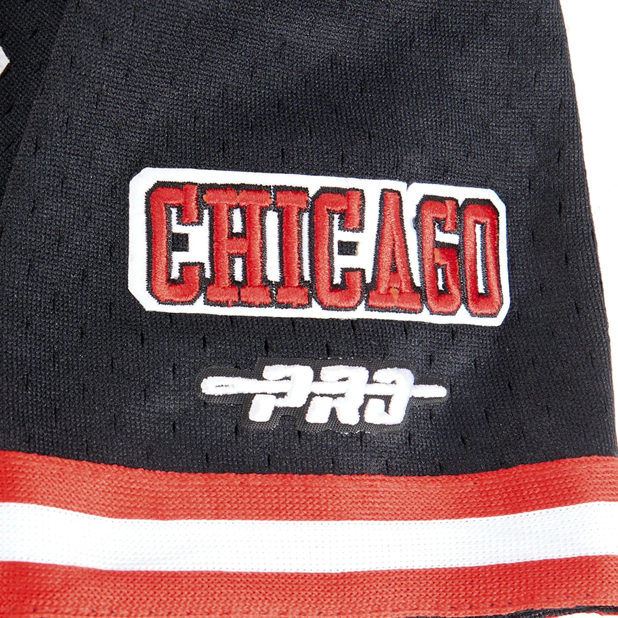 NBA CHICAGO BULLS CLASSIC TODDLER BOYS MESH BUTTON DOWN SHIRT (BLACK/RED)