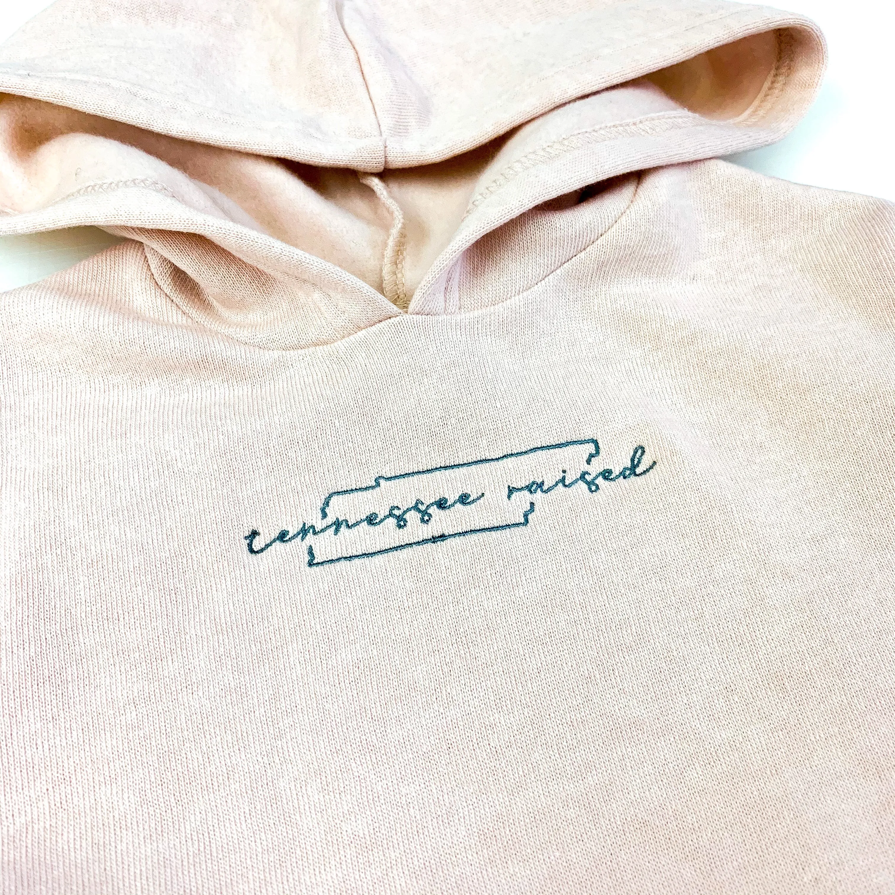 Tennessee Raised Youth Pullover [Rose Quartz]